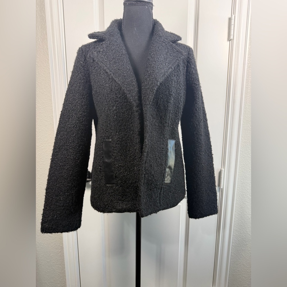 Carole Wren Women's Black Boucle Sherpa Jacket with Faux Leather Pocket Trim
